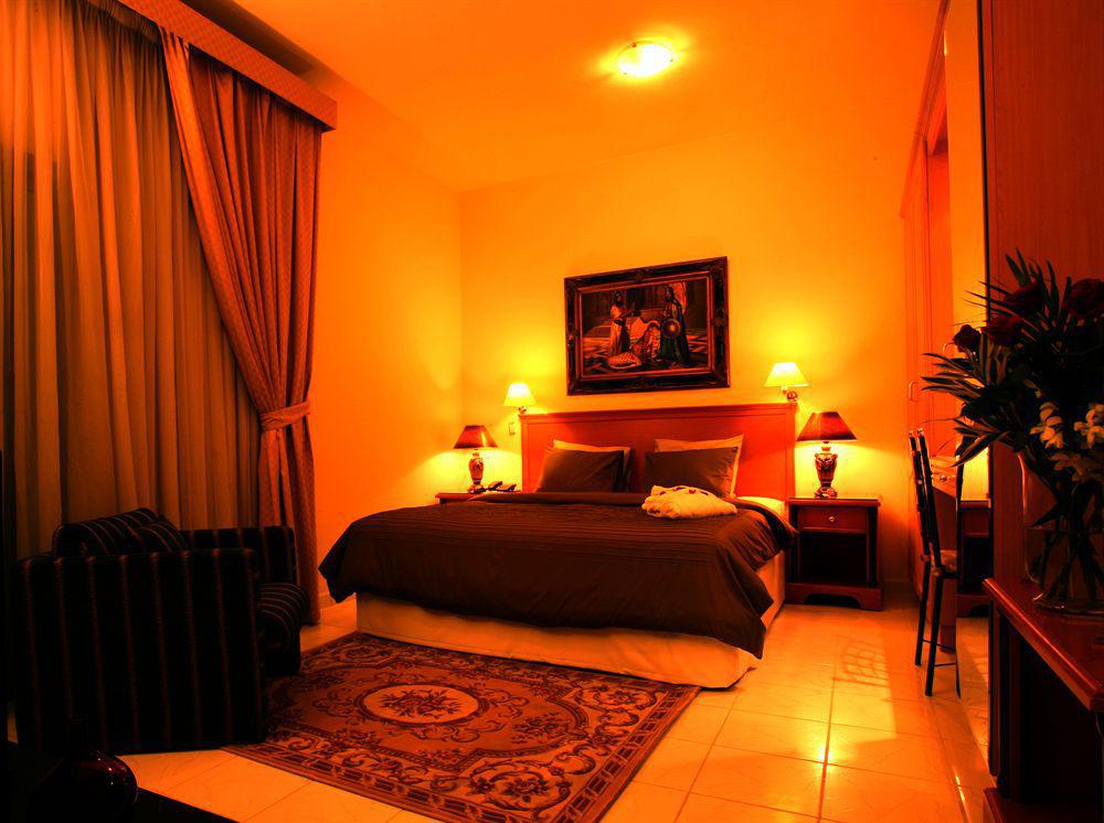 Khalidia Hotel Apartments Дубай Экстерьер фото
